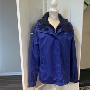 Columbia Royal Blue Outdoor Jacket 2 Jackets in 1. Fleece inter Jacket.